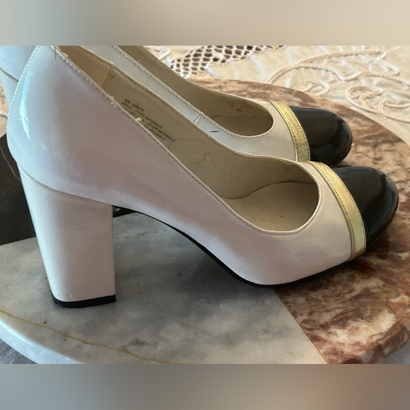 🎅🏻 VINTAGE BEST! 1980s BANANA REPUBLIC 3.25” CHUNKY HEEL PUMPS SIZE 6 - Picture 4 of 12